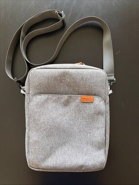 Gray Crossbody Messenger Tablet Bag with Adjustable Strap